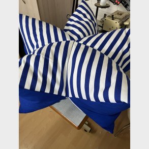 Model Peanut stjernepude - Bl� med striber